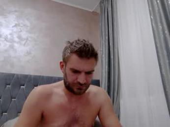 10in_deluxe webcam model stream image