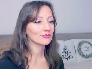 Alexia Cage webcam model stream image