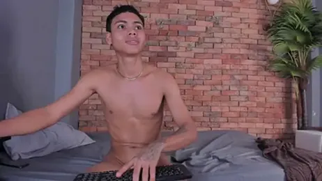 adam_piarse01 webcam model stream image