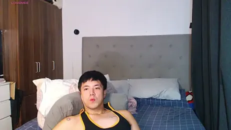 Addictiveboi webcam model stream image