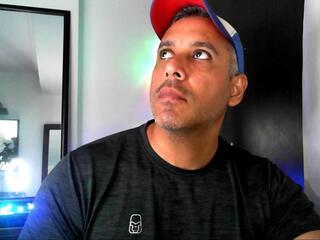 Matthew Fire webcam flirt4free model stream image