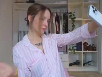 my_mia_ webcam model stream image