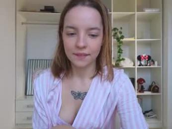 my_mia_ webcam model stream image