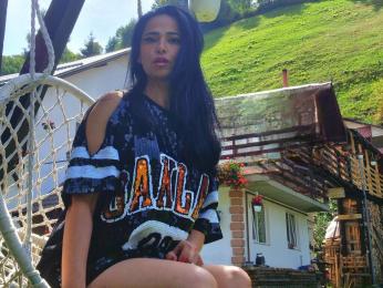 RobertaStave webcam model stream image