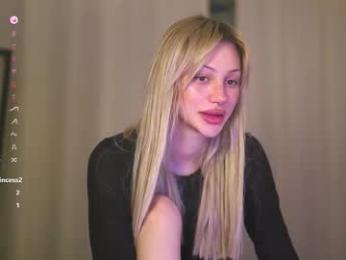 babeholly webcam chaturbate model stream image