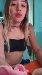 Soylulita webcam model stream image