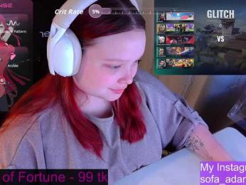 AlinaAdams webcam model stream image