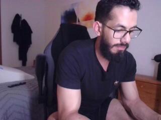 Dom Beard webcam model stream image