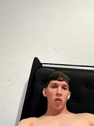 Jose_rz webcam model stream image