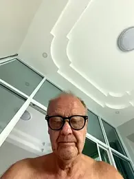 58klaus webcam model stream image