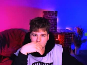 louis_tiger webcam model stream image