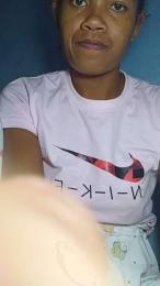 Lollymah webcam model stream image