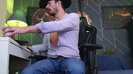 ChrisKox webcam model stream image