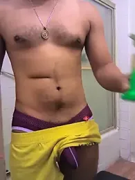 LosAngelesUncutLatino webcam model stream image