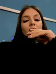 KrisMagnoly webcam stripchat model stream image