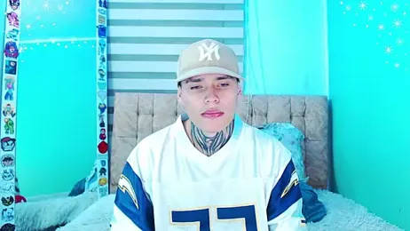 _justinmoon2 webcam stripchat model stream image