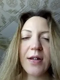 KattyLuuu webcam model stream image