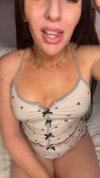 lauraxx5 webcam cam4 model stream image