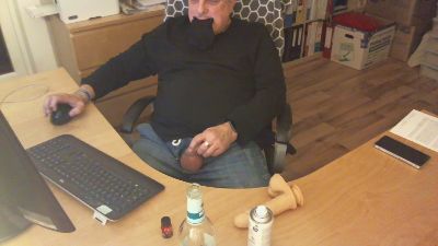 Barefooter webcam model stream image