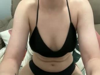 suzysummerrrrrrrrr webcam chaturbate model stream image