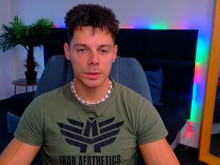 Zeb Madison webcam flirt4free model stream image