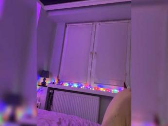 Millashaa webcam model stream image