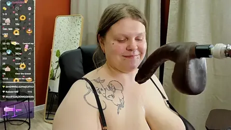 AuroraDemoni webcam model stream image