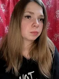 Zuli_Kiska webcam stripchat model stream image