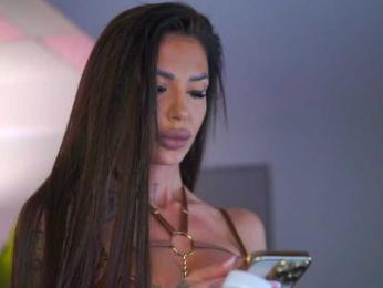 RaquelleVon webcam model stream image