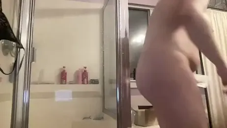 MonroeLoves webcam model stream image