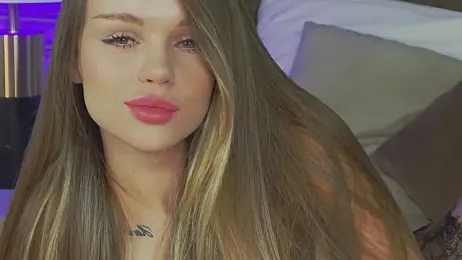 MarilynNova webcam model stream image