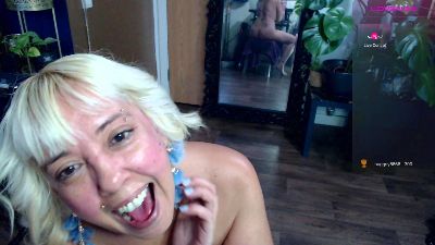 SunniKnight webcam model stream image