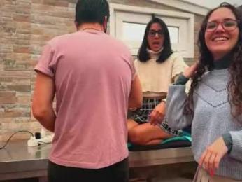 naughtyluxe webcam model stream image