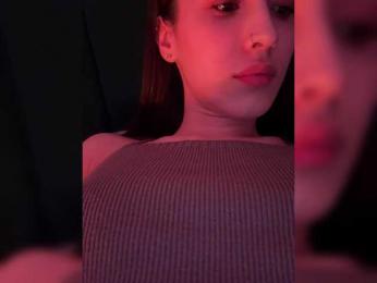 AlinaWey webcam model stream image