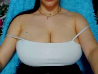 suecute webcam model stream image