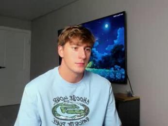 krishort webcam chaturbate model stream image