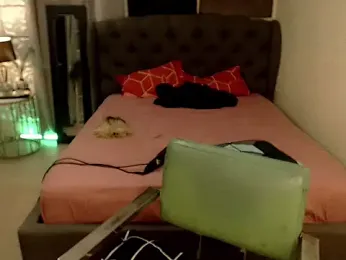 GODDESSxBELLA webcam model stream image