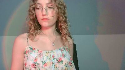 crazy_c_urly webcam model stream image
