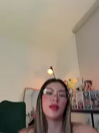 Your_Honeey webcam model stream image