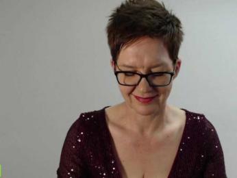 SofieVelvet webcam model stream image