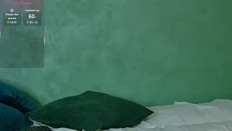 JuicyAzaria webcam model stream image