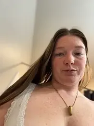 PussiesnCream_ webcam stripchat model stream image