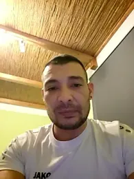 Zoltanioan26 webcam model stream image