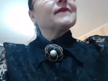 Alma44 webcam model stream image