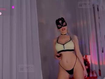 moonelly webcam chaturbate model stream image