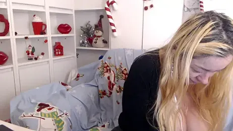 _karolynesyera_ webcam stripchat model stream image