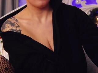 Zoe Niickels webcam model stream image