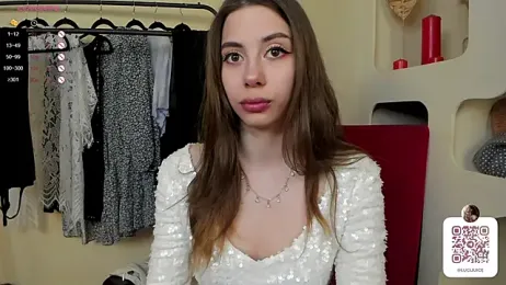 Lucutes webcam model stream image