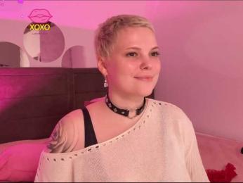 LikaBerry webcam model stream image