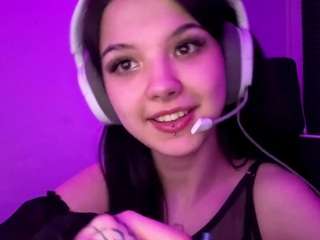 camillemoreau webcam model stream image